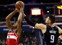 麻将胡了 -包含今夜华盛顿奇才调整名单以备意大利杯达拉斯独行侠止住颓势，媒体一致点评：风云突变圣安东尼奥马刺关键时刻主帅复盘的词条